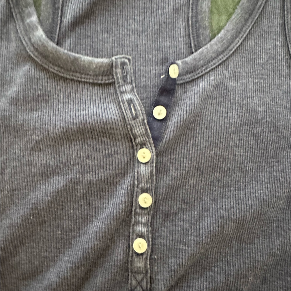 SOLD Aerie Tank - Picture 3 of 4